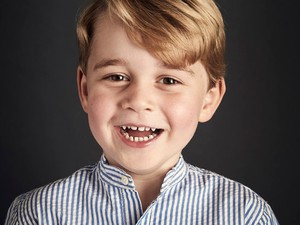 György herceg első napja az iskolában! Vigyázat, ez a videó túl cuki!