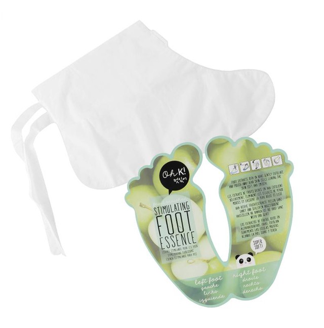 Íme a hámlasztó zoknimaszk, amitől olyan puha lesz a lábad, mint még soha!