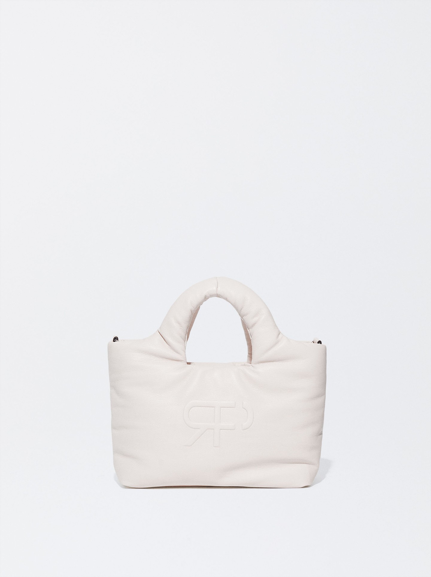 Táska PARFOIS 10 995 Ft - GLAMOUR-napokon 8795 Ft