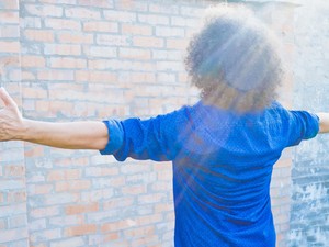 Klippremier: Ismerd meg az FVJ zenekar, akik a könnyed nyári szerelmet elevenítik meg