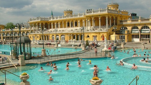 Megint a Széchenyi fürdőtől vannak elájulva az amerikai magazinnál! Videó!