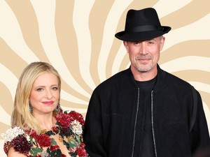 Véletlen randevúval indult a kapcsolatuk, 24 éve házas Sarah Michelle Gellar és Freddie Prinze Jr.