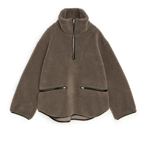 Belebújós, újrahasznosított anyagokból ARKET 135 euró