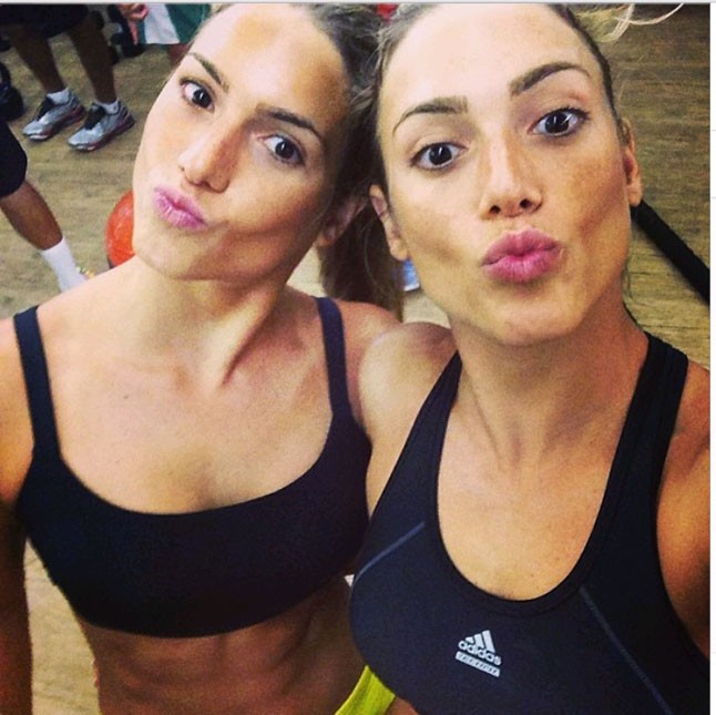 A bombázó brazil ikerlányok