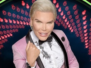 Őrület: Így nézett ki az élő Ken baba a műtétek előtt