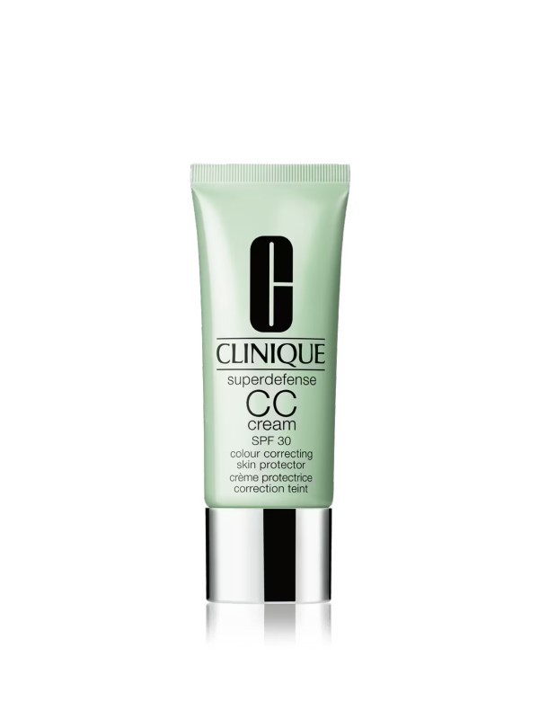 Superdefense CC krém (Light) CLINIQUE 13 600 Ft/40 ml a Marionnaud üzleteiben és online, GLAMOUR kuponnal, 20% kedvezménnyel 10 880 Ft minimum 2 db teljes árú termék vásárlása esetén
