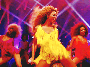 GLAMOURSZKÓP 2014. december