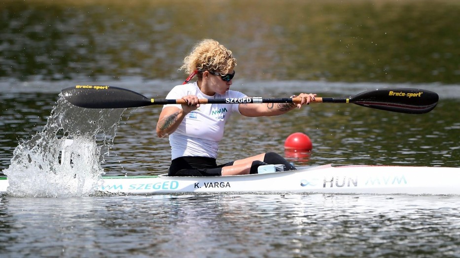 „Az ellenfeleim ösztönöznek, hogy még jobb legyek, mindig megköszönöm nekik.”- Varga Katalin parakenussal beszélgettünk