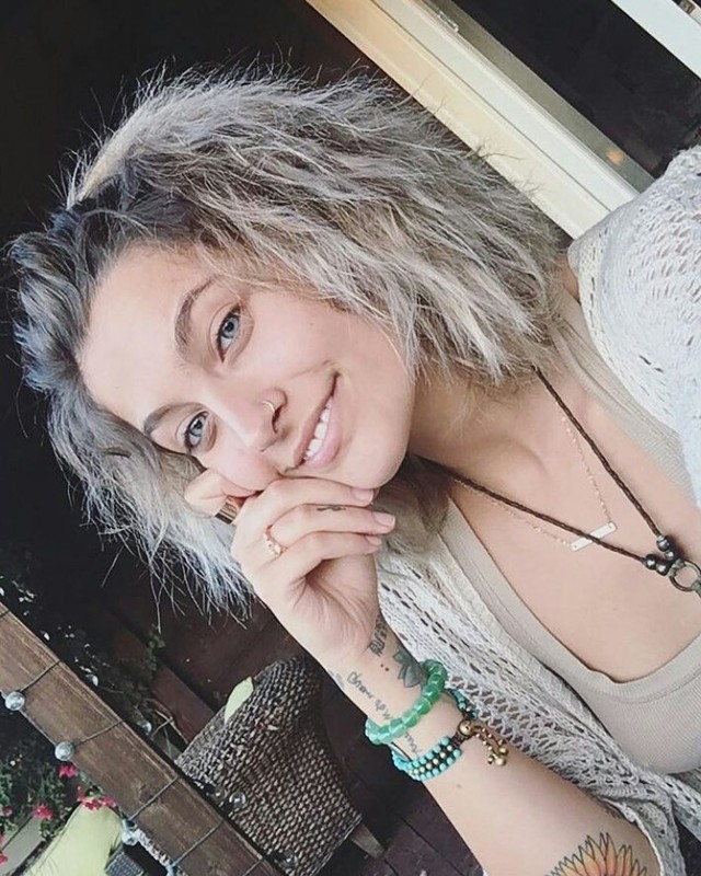 Paris Jackson szőrös lábáról posztolt! Jó oka van rá!