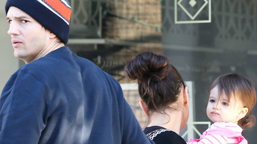 Nézd mennyire cuki Ashton Kutcher és Mila Kunis gyereke