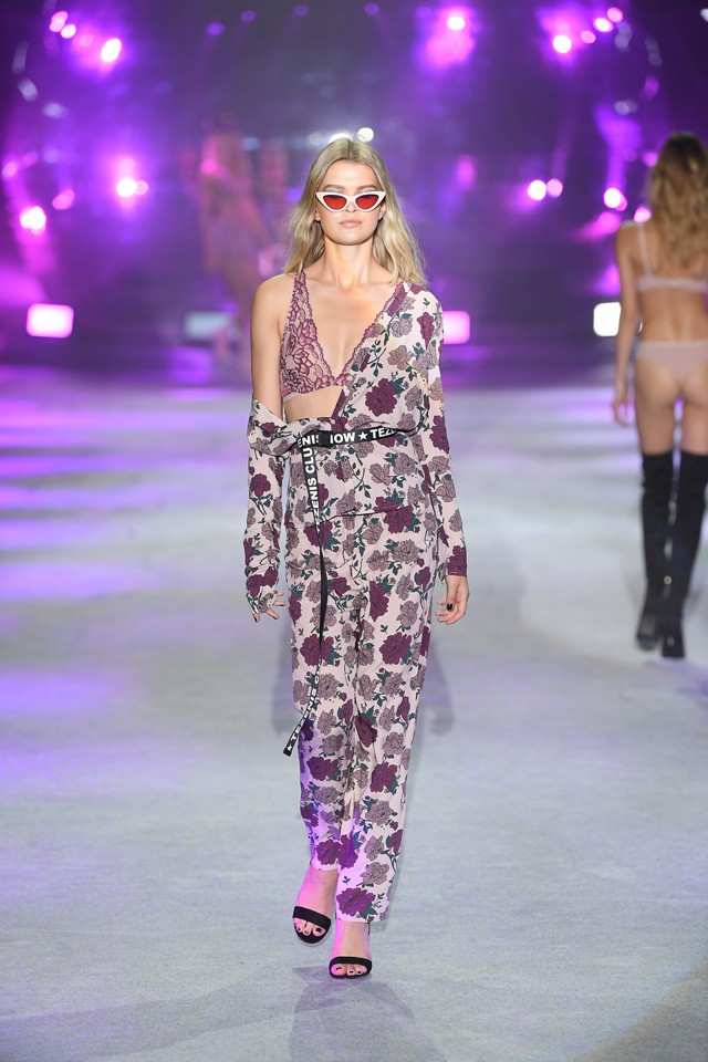 Tezenis divatbemutató