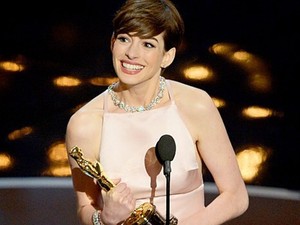 Anne Hathaway olyan dologra készül, amiről már most tudja, hogy felháborítja majd az embereket!