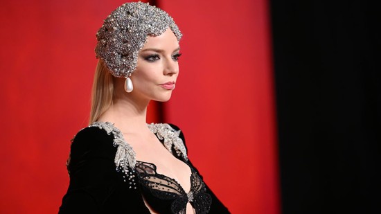 Anya-Taylor Joy meztelenruhája a legmerészebb, amit valaha láttunk