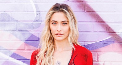 Paris Jackson mellbimbóit semmi nem takarta: teljesen átlátszó felsőben lépett ki az utcára Michael Jackson lánya