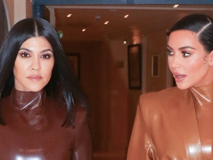 Pornósztárnak öltözve vitték játszani a gyerekeket a Kardashian-anyukák