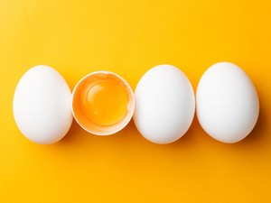 Így tárold a friss húsvéti tojást, hogy senki ne betegedjen meg tőle