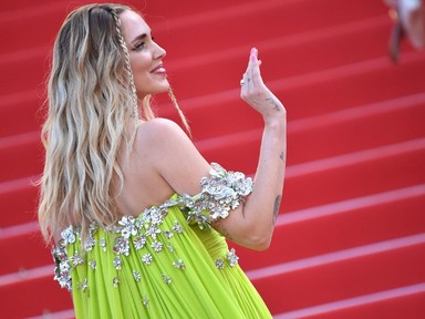 Chiara Ferragni meztelenruhával áll ki a nők jogaiért