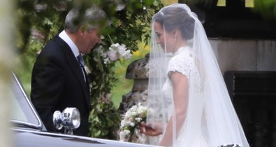 Első képek: Ilyen gyönyörű menyasszony Pippa Middleton