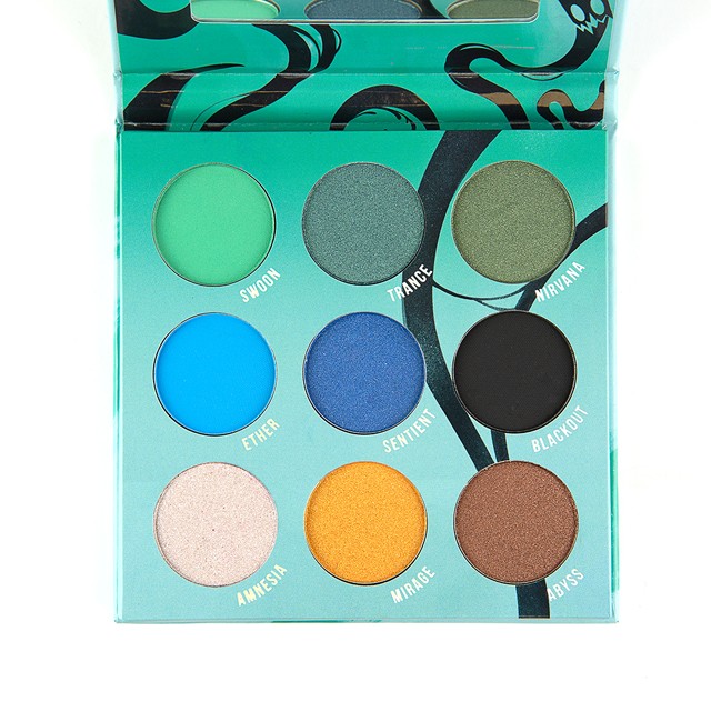 Bemutatjuk a nyár egyik nagy sminktrendjét: a Watercolor szemsminket