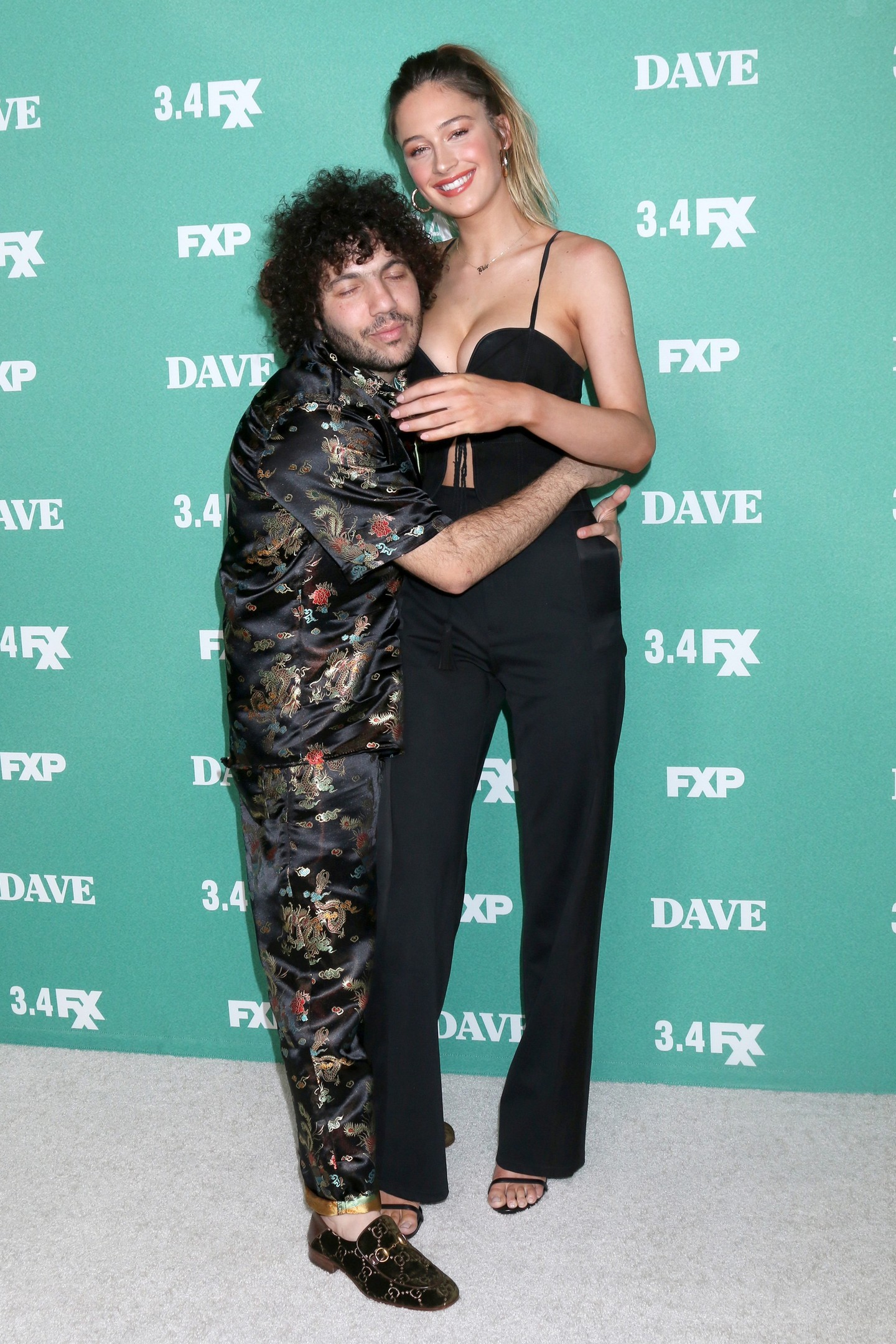 2020 februárjában a Dave című sorozat Los Angeles-i premierjén összebújva pózoltak a kamerák előtt. 
