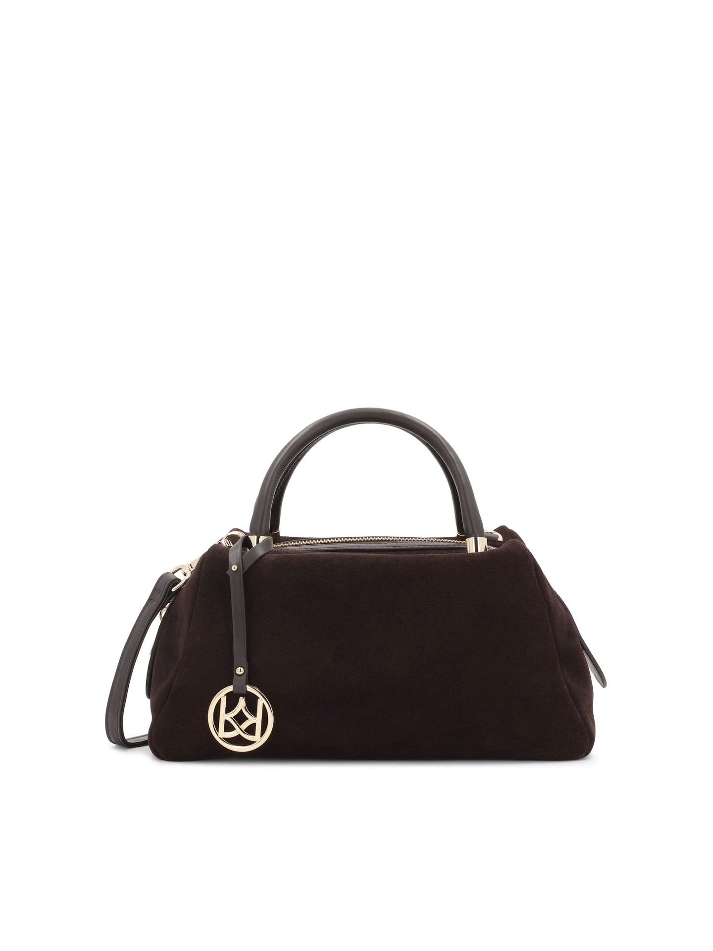 Letisztult elegancia és prémium részletek – ünnepi stílus Kazar módra