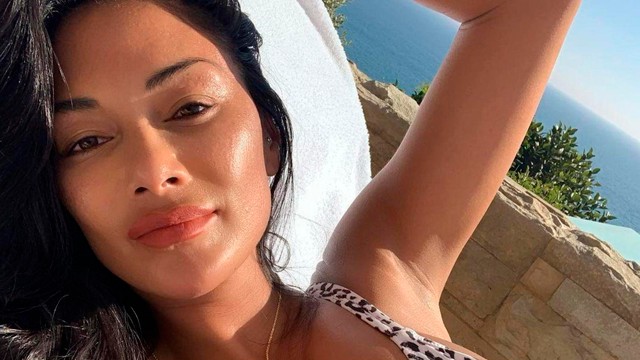 Minden, amit tudnod kell a mandulasavról és hogyan illeszt be a szépségápolást rutinodba