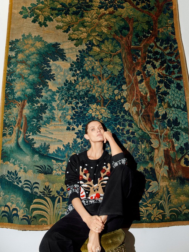 Rénszarvas mesefigurás RESERVED 5995 Ft