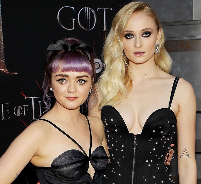 Te jó ég: A Trónok harca sztárjai épp a Széchenyi fürdőben lubickolnak