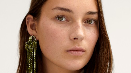 A Párizsi Divathét keretében mutatja be a H&M 2018-as tavaszi-nyári STUDIO kollekcióját