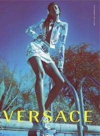 A kampányfotókat a Mert és Marcus fotóspáros készítette Gisele Bündchennel.