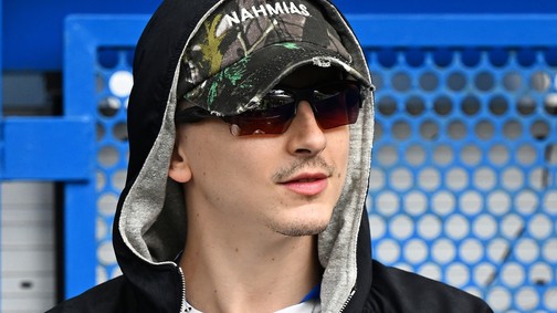 Ez tényleg ő? Timothée Chalamet drámai átalakuláson ment át, alig ismernek rá a rajongók