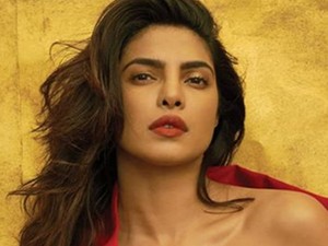 Priyanka Chopra ezt a drámaian tökéletes ruhát is viselte az esküvőjén