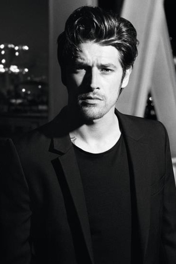 Az illat, amely elvisz a véget nem érő éjszakába