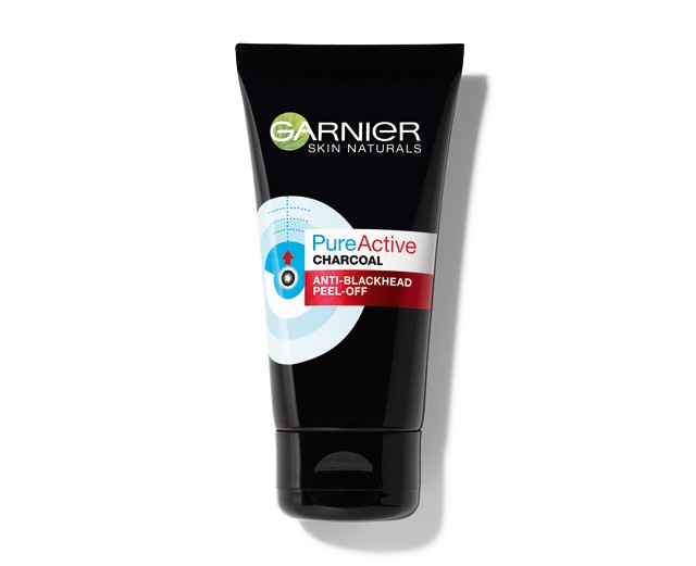 Pure Active lehúzható mitesszer elleni maszk GARNIER 1599 Ft/150 ml (10,66 Ft/1 ml)