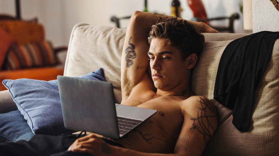 Komoly pszichológiai ok áll annak hátterében, hogy a férfiak később gyászolják meg a szakítást