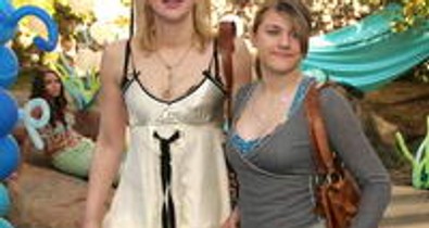 Courtney Love is tervez