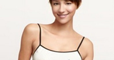 Nagyibugyit tervezett a topmodell