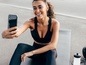 Életveszélyes lehet a "dry scooping" - Ne tedd edzés előtt még akkor sem, ha TikTokon láttad