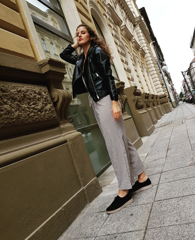 Egy nagyon csinos szettet választott Juhász Petra a ma esti csajos kiruccanáshoz