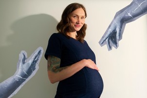 Tíz éve hallgatják meg az anyákat, és ezentúl is várják mindenki hívását