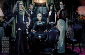 Mágia, okkult varázslat, révület - Mihalik Enikő fekete misén vetkőzött