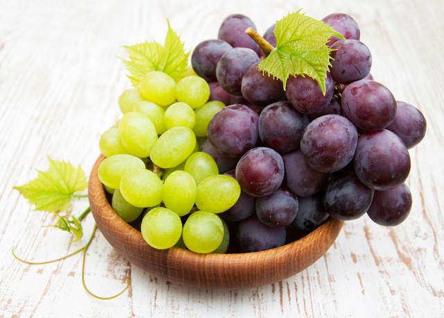 Pofonegyszerű szőlős finomság vacsi utánra