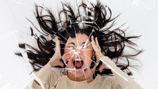 Az emberi kapcsolatok csendes gyilkosa, ami sokkal jobban jelen van a mindennapokban, mint gondolnád: a projekció