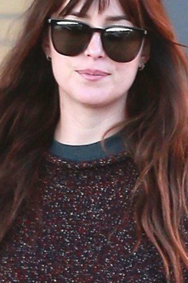 Dakota Johnson ultramenő szettjét fillérekből lekoppinthatod