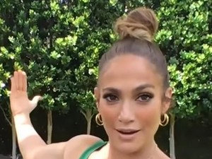 Jennifer Lopez a legvagányabb szettben edz otthon a gyerekekkel