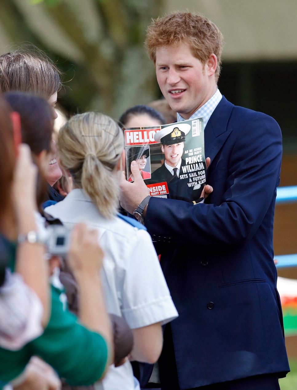 A királyi család, így Harry herceg is évtizedek óta folyamatosan a brit bulvár témája