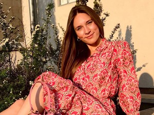 A mindfulness tréner nemcsak a napi szettjét mutatja be, hanem minden napra hoz egy gondolatot is