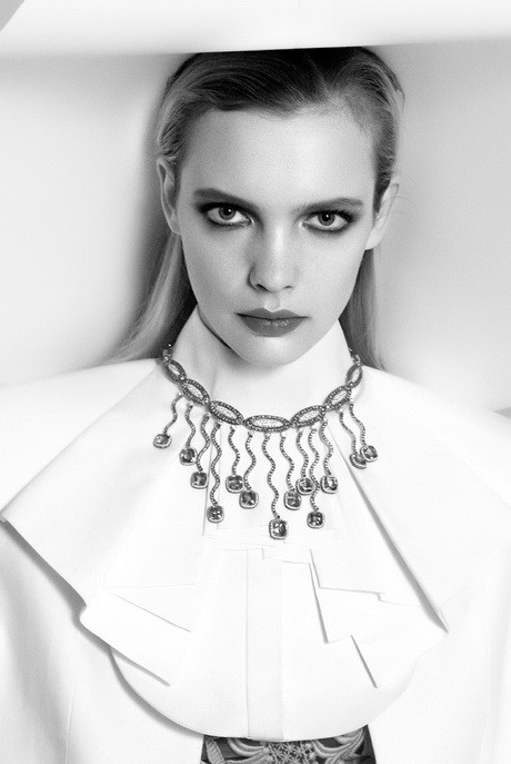 Magyar topmodell a végzet özvegye