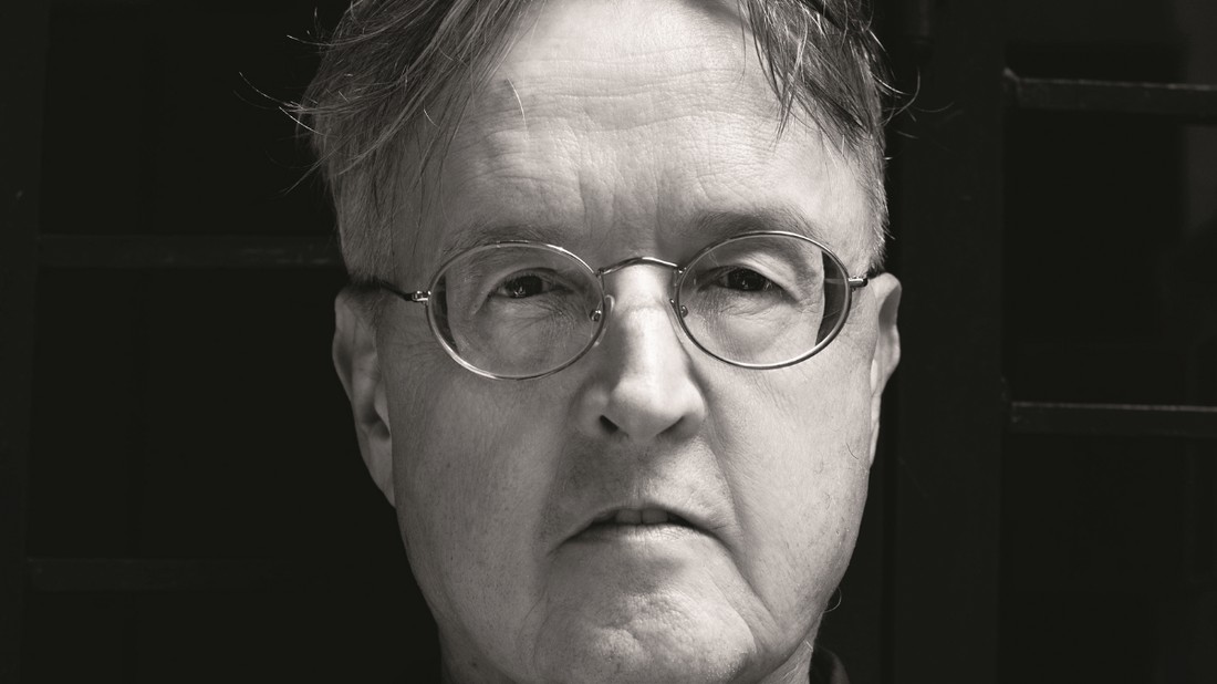 Garaczi László író-költő a kilencvenes évek magyar underground életének ismert alakjaként ismert. Dramatikus munkái nem csak Magyarországon, hanem határon túli színházakban is bemutatásra kerülnek.