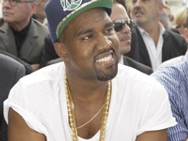 Kanye West a párizsi divathéten debütál